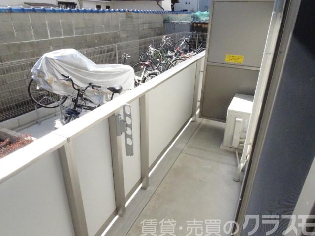 バルコニー　南向きだからお洗濯物が乾きやすい！