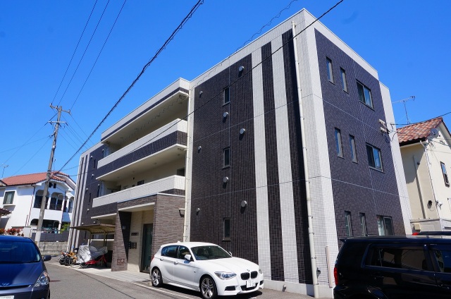 ＪＲ可部線 下祇園駅 徒歩10分 築15年