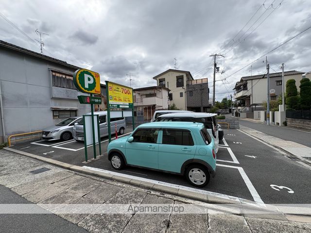 コンビニ　リパーク（コンビニ）まで234m