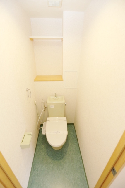 阪急京都線 上新庄駅 徒歩5分 9階建 築25年のトイレ写真