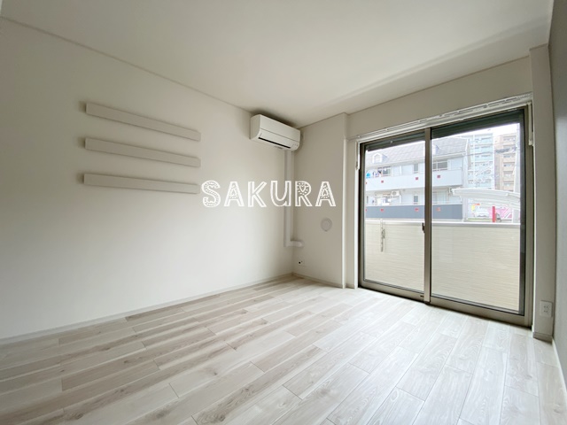 居室・リビング　開放感のあるゆったりとしたお部屋です♪