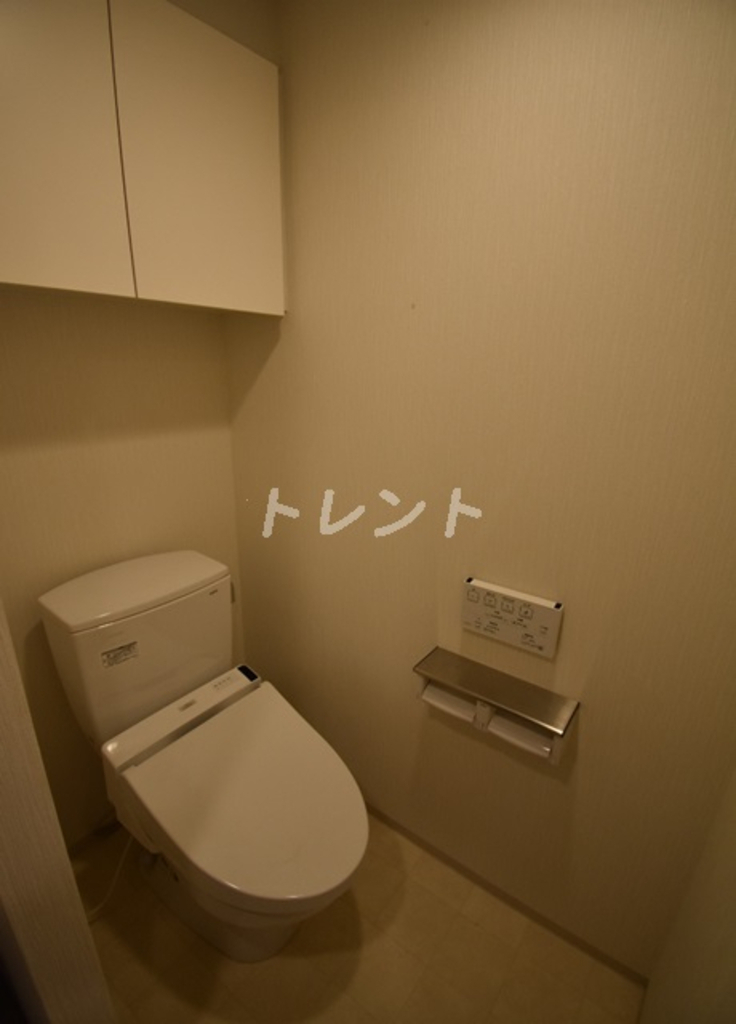 都営大江戸線 勝どき駅 徒歩7分 11階建 築10年のトイレ写真