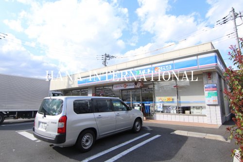 コンビニ　ローソン 船橋塚田駅前店（コンビニ）まで772m