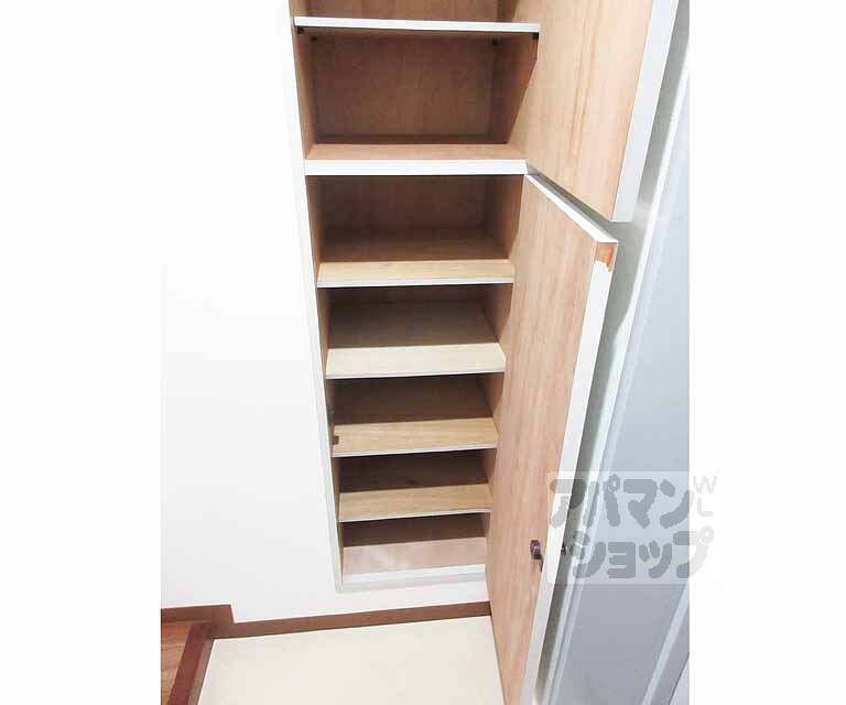 収納　玄関の靴収納も豊富です。