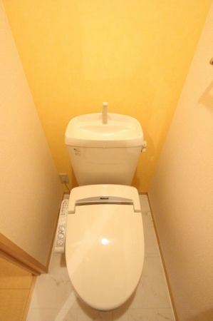 YーConfidence Bのトイレ写真