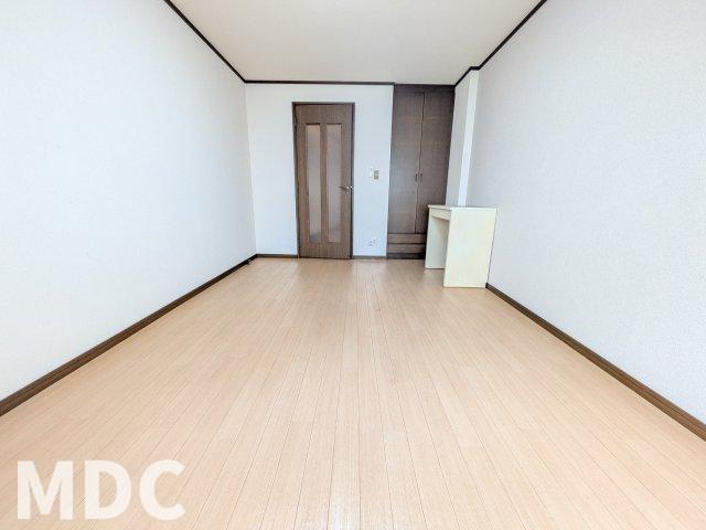 ＪＲ高徳線 吉成駅 徒歩42分 3階建 築33年の内装写真