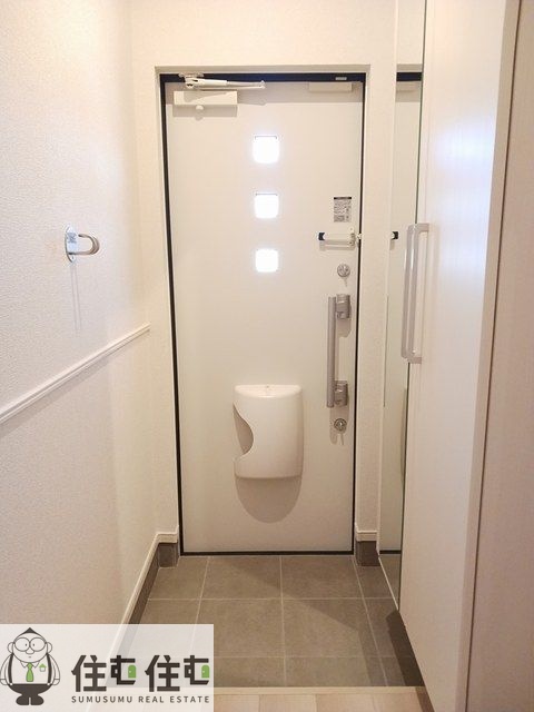 アイレ北山2の玄関写真