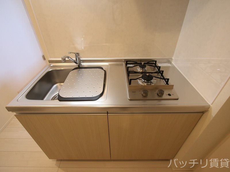 キッチン　同型タイプの為、現状を優先いたします。