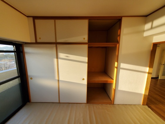 収納　※別部屋の写真です