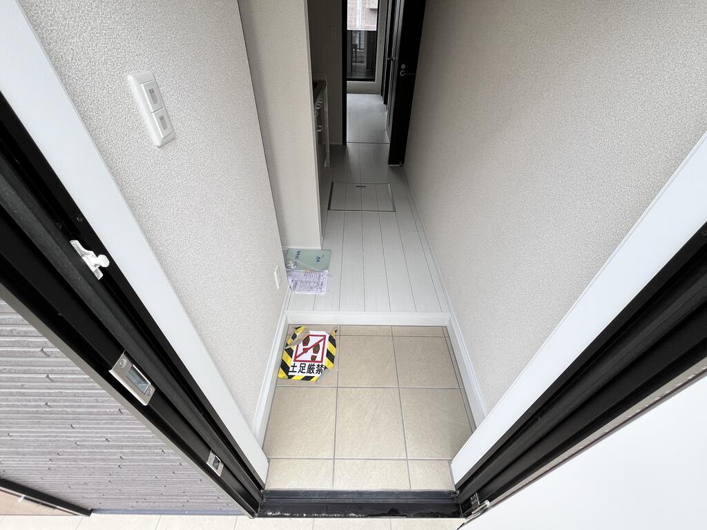 ルミナス西中田の玄関写真