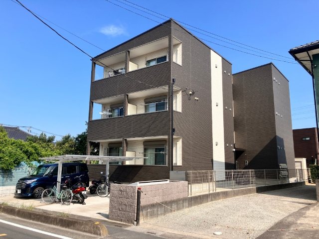 日暮里・舎人ライナー 見沼代親水公園駅 徒歩13分 築4年