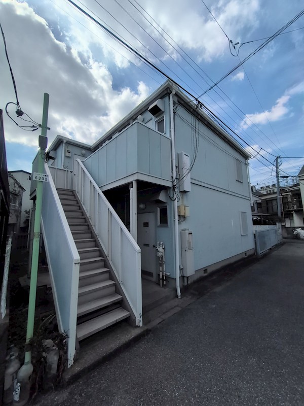 東京メトロ千代田線 北千住駅 徒歩19分 築39年