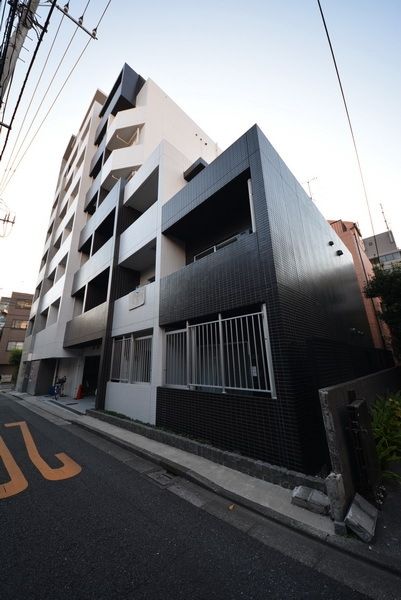建物外観　★ＲＣ造マンション８階建て★