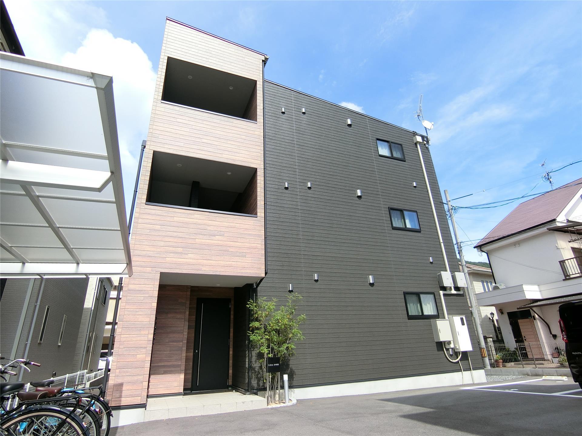 建物外観　2022年築　Lien広中新開
