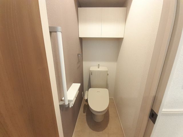 【ロブレ　ドセのトイレ】