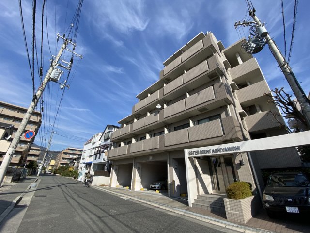 【エステムコート芦屋西の建物外観】