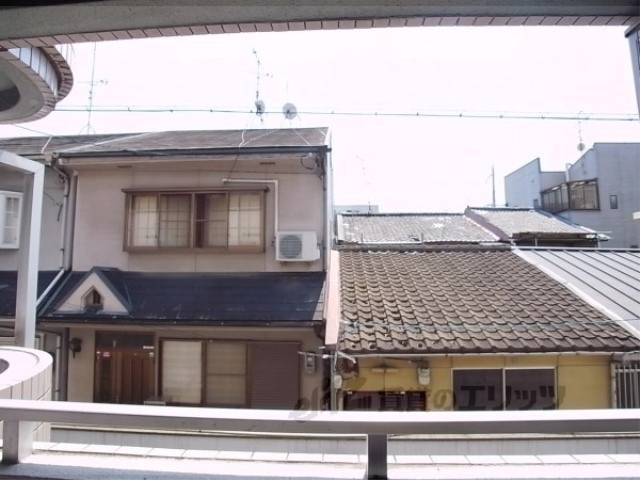 【京都市右京区西院西今田町のマンションの眺望】