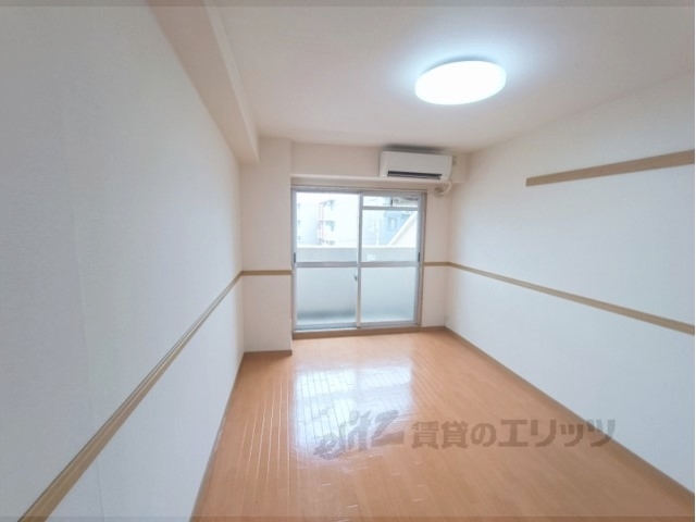 居室・リビング　洋室