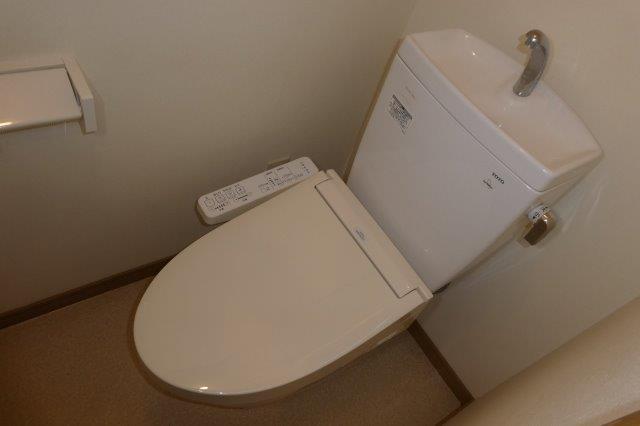 トイレ　ウォシュレット