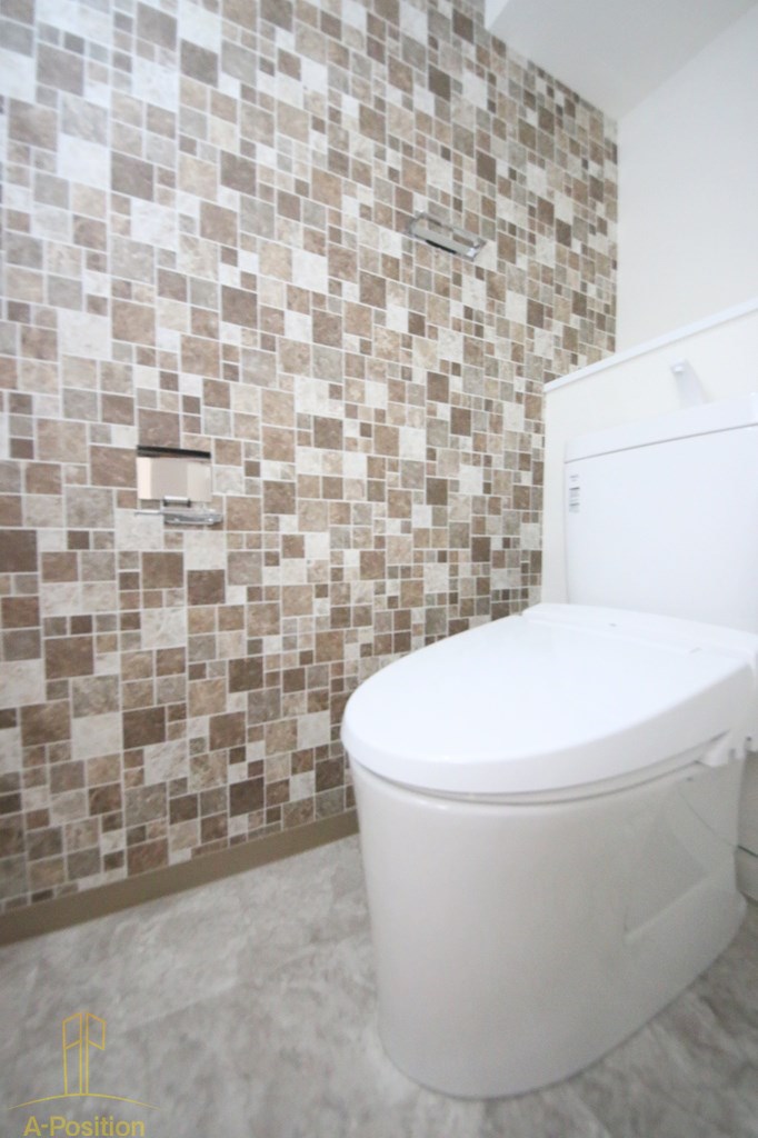 トイレ　LaDouceur谷町