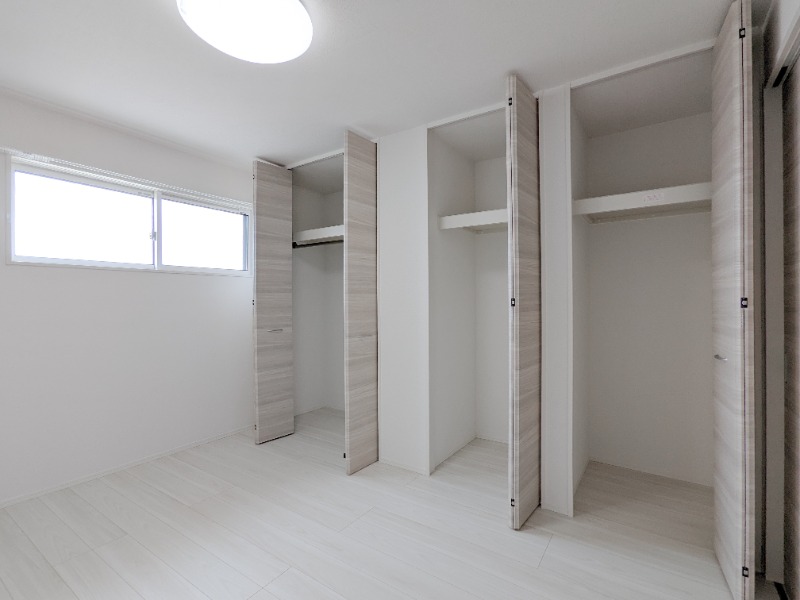 収納　図面と現状に相違がある場合には現状を優先