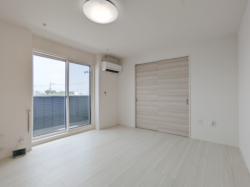 居室・リビング　図面と現状に相違がある場合には現状を優先