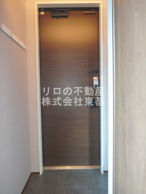 玄関　すっきりシンプルな玄関スペースです！