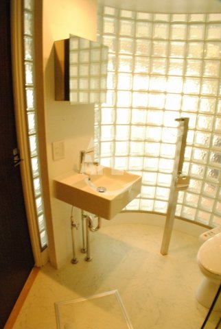 洗面設備　アーデン京町堀イースト　独立洗面化粧台