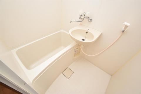 ロイヤルミサワ　バス・シャワールーム　バス