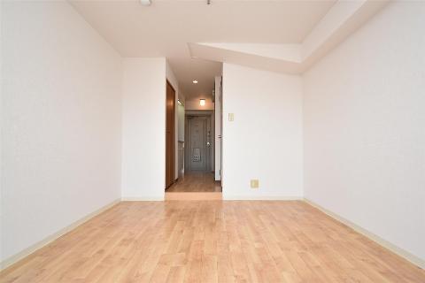 ロイヤルミサワ　居室・リビング　洋室