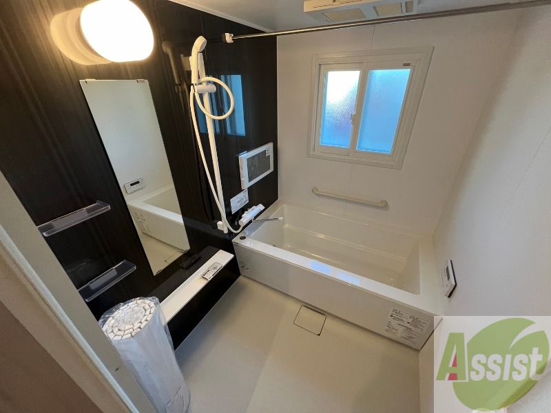 バス・シャワールーム　お風呂になります。一日の疲れを癒してくださいね。