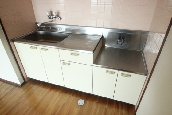 キッチン　※別号室の写真です