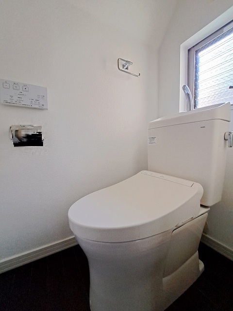 トイレ　３階トイレ