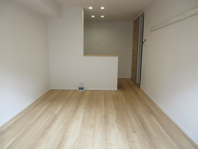 居室・リビング　同間取りの別のお部屋の参考写真となります