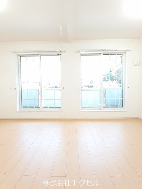 居室・リビング　同建物別室の写真です。