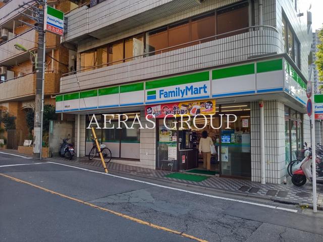 コンビニ　ファミリーマート 南烏山店（コンビニ）まで328m