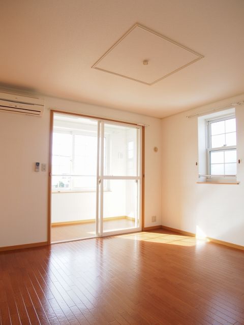 メディオ ピアッツァA_内装_0