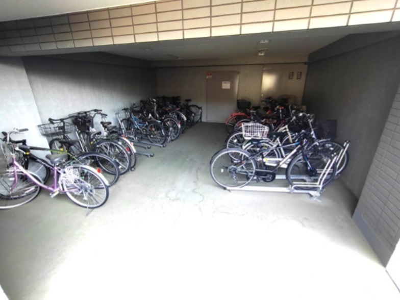 その他共有部分　敷地内駐輪場です。