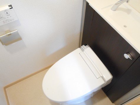 ヴォワラクテノース　トイレ　トイレ