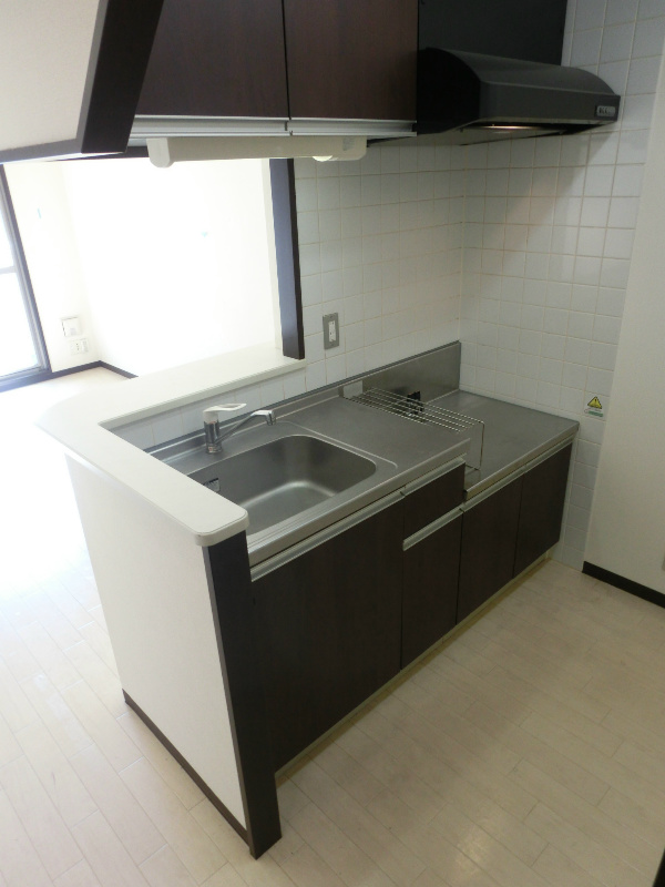 キッチン　※同物件別号室参考写真