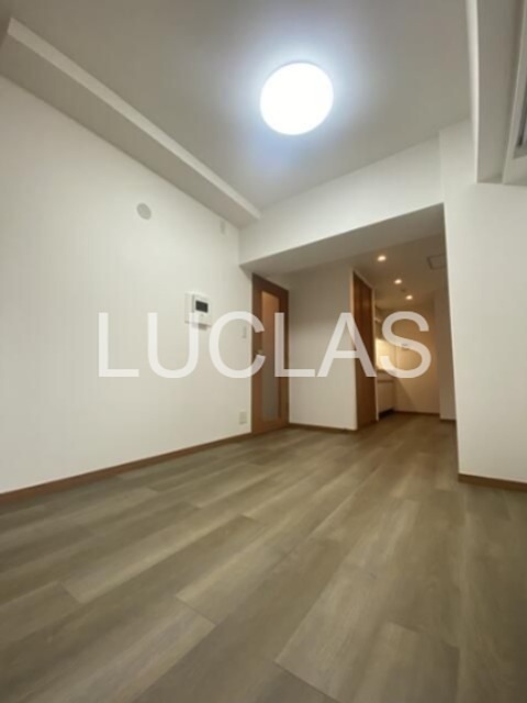 居室・リビング　ゆったりとしたリビングで憩いの空間…。