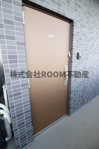 玄関　落ち着いた玄関です