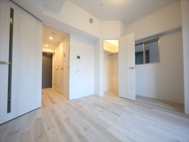 居室・リビング　洋室7.8帖　ウォークインクローゼット付（収納充実してます）