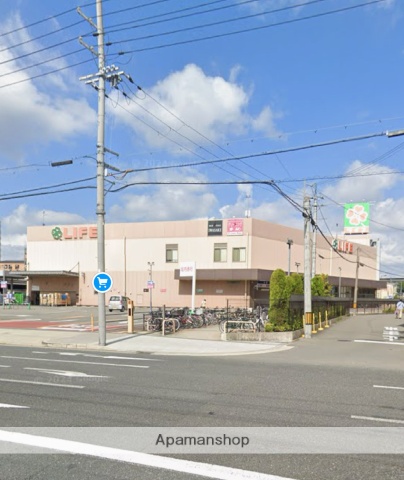 スーパー　ライフ東淡路店（スーパー）まで587m