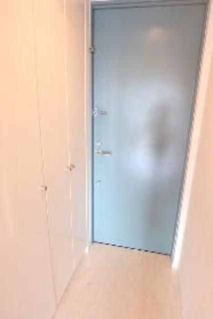 玄関　ドゥーエ南麻布