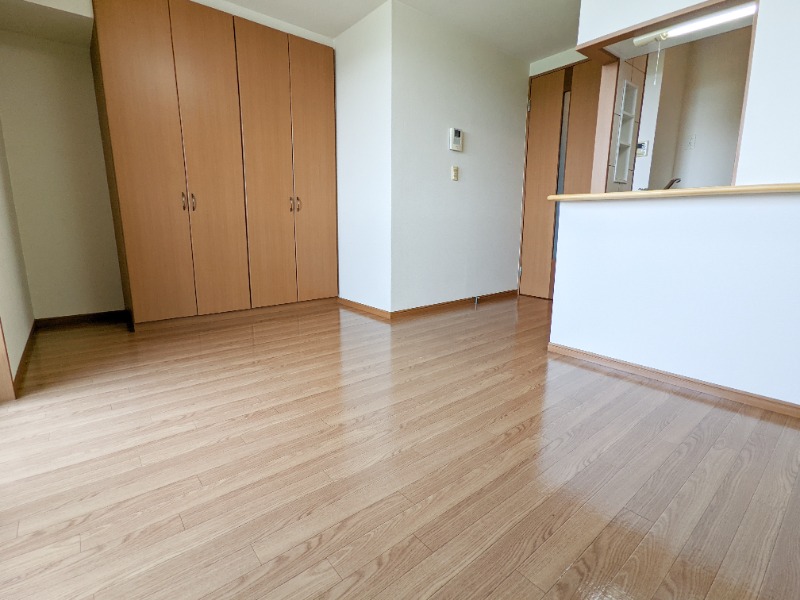 居室・リビング　図面と現状に相違がある場合には現状を優先