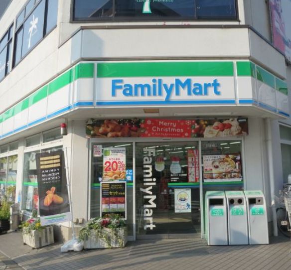 コンビニ　ファミリーマート墨田亀沢四丁目店（コンビニ）まで373m
