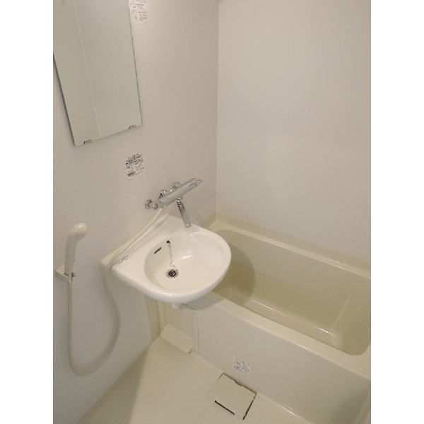 バス・シャワールーム　清潔感のある快適バスルーム♪