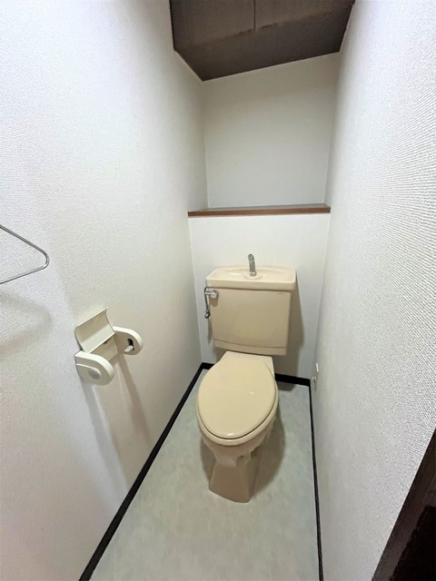 シャルマンフジ須磨壱番館のトイレ写真