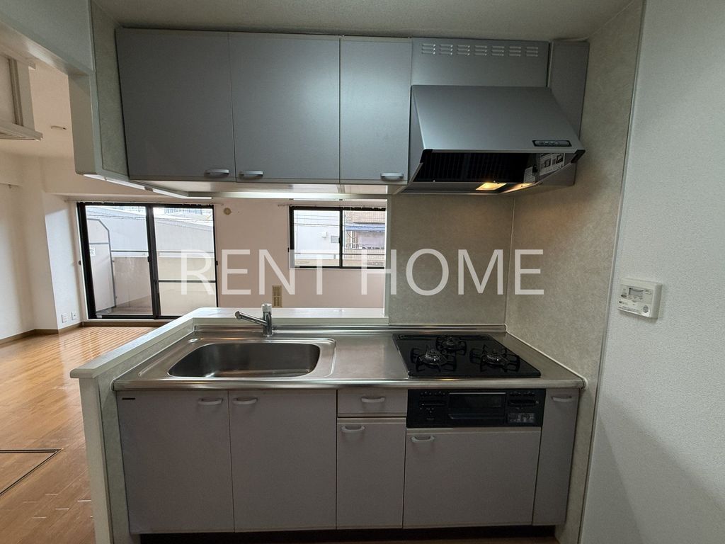 キッチン　カウンター式システムキッチン